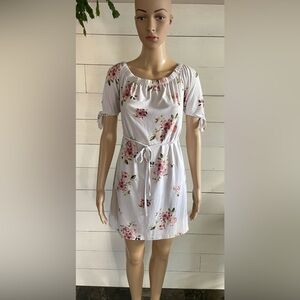 Ardene t-shirt off or on the shoulder dress